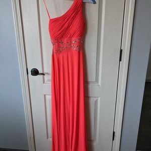 One-Shoulder Prom Dress